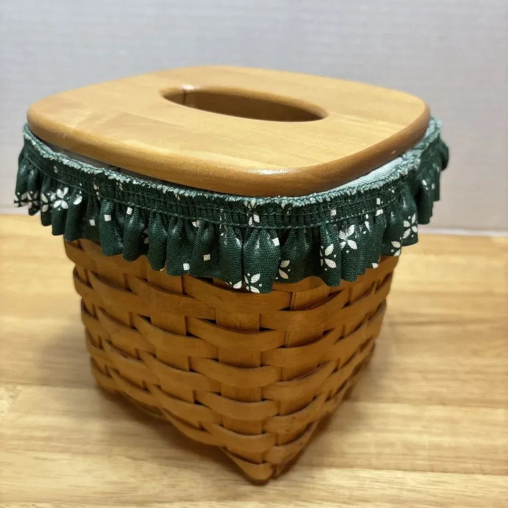 Longaberger Basket Tissue / Kleenex with Lid Holder Marker 1999 With Green Liner